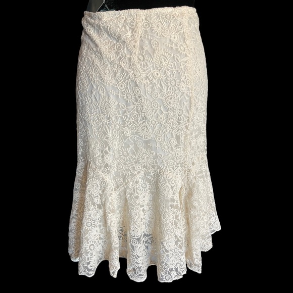 Ralph Lauren Lauren Cream Lace Skirt - Picture 7 of 8